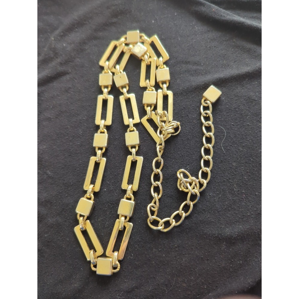 Vintage Chunky Gold Necklace With‎ Adjustable Clasp And Lock Design